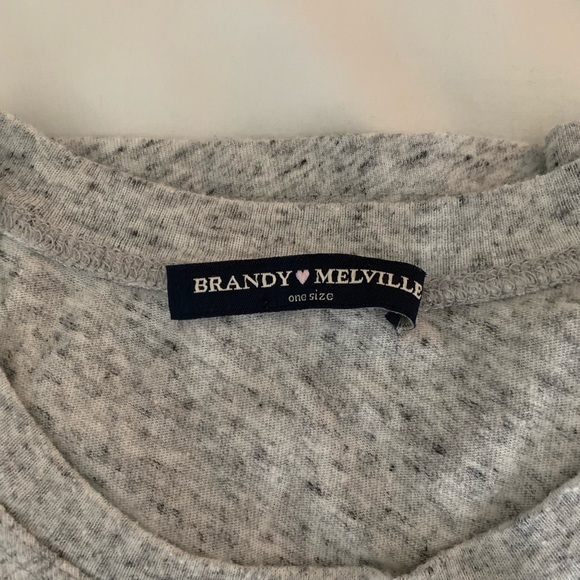 Brandy Melville Alien Tee - Picture 3 of 4